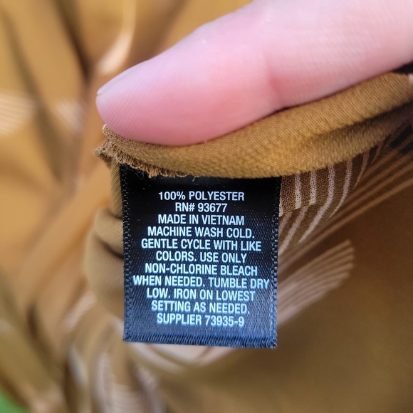 Worthington Tan Patterned Button-Down Polyester Top - Picture 6 of 6